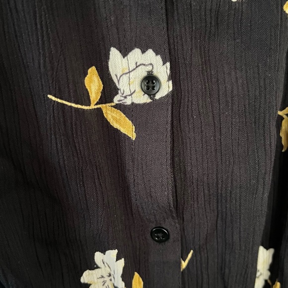 Billabong black floral dress with tie belt size MEDIUM🖤🌼 - Picture 4 of 5